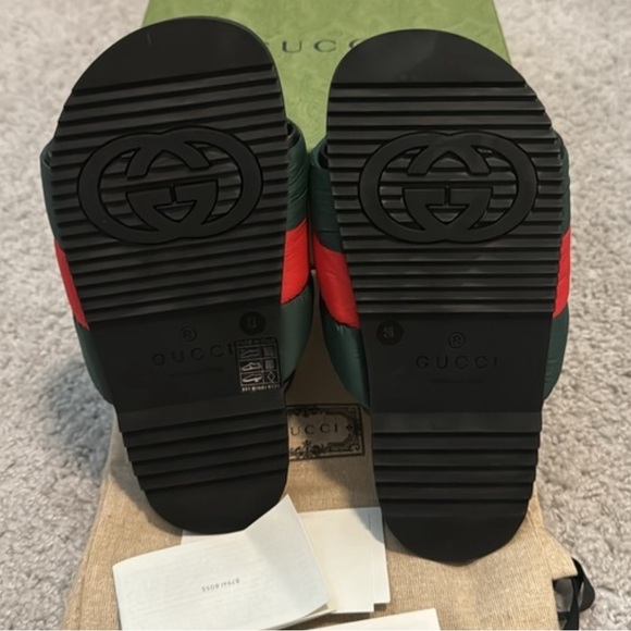 NWT. Women’s Gucci Sideline Puffer Web Slide! - Picture 2 of 4